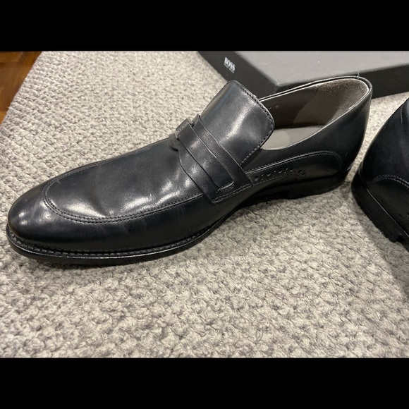Men’s Hugo boss shoes size 6